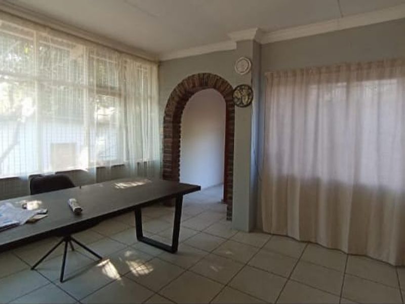 House For Sale in Silverton, Pretoria - Photo 10