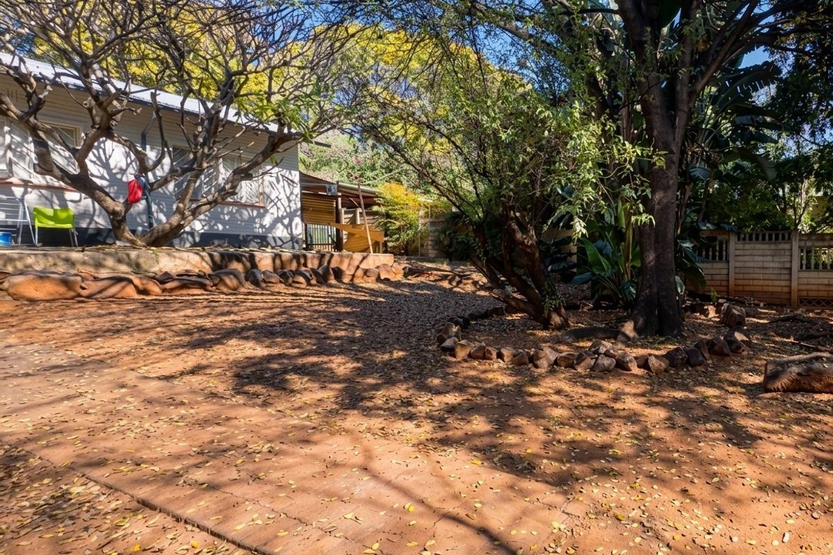 House For Sale in Silverton, Pretoria - Photo 2