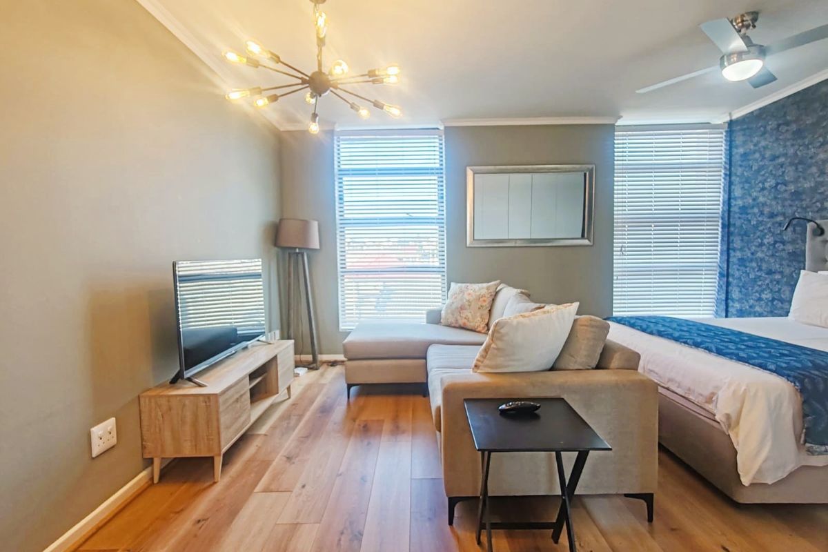 Stylish Furnished Studio Apartment for Sale in Crimson Square, Woodstock - Photo 5