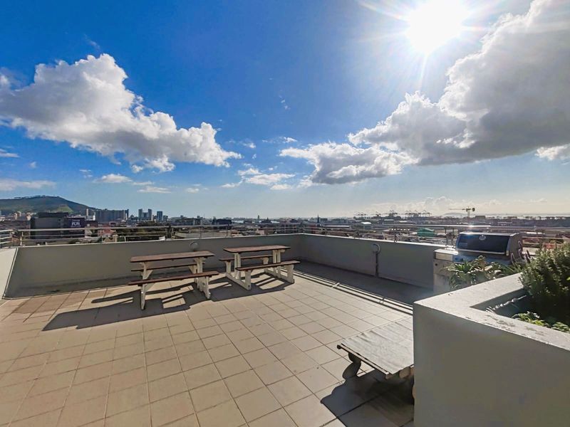Stylish Furnished Studio Apartment for Sale in Crimson Square, Woodstock - Photo 9