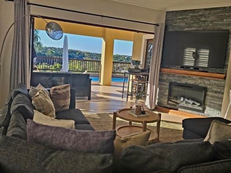 House To Rent in HILLCREST, Durban, KwaZulu Natal - Photo 6