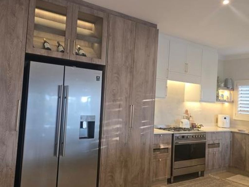 House To Rent in HILLCREST, Durban, KwaZulu Natal - Photo 3