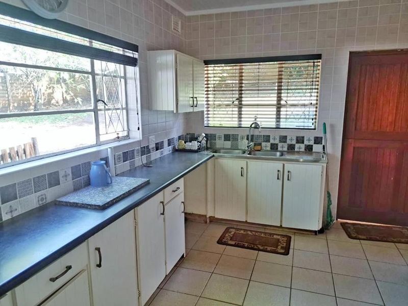 House To Rent in DAWNCLIFFE, Durban, KwaZulu Natal - Photo 2