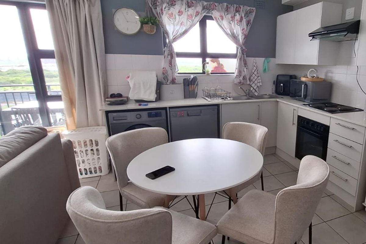 Modern 3-Bedroom Duplex Apartment in Secure Ihlathi Estate - Parklands - Photo 3