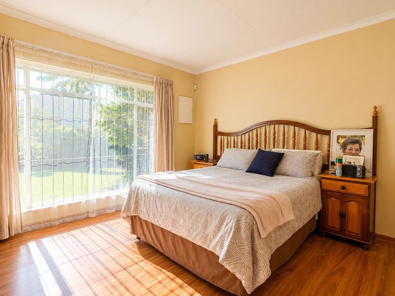 Spacious 4-Bed 3-Bath Family Living in the Heart of Fauna - Photo 9
