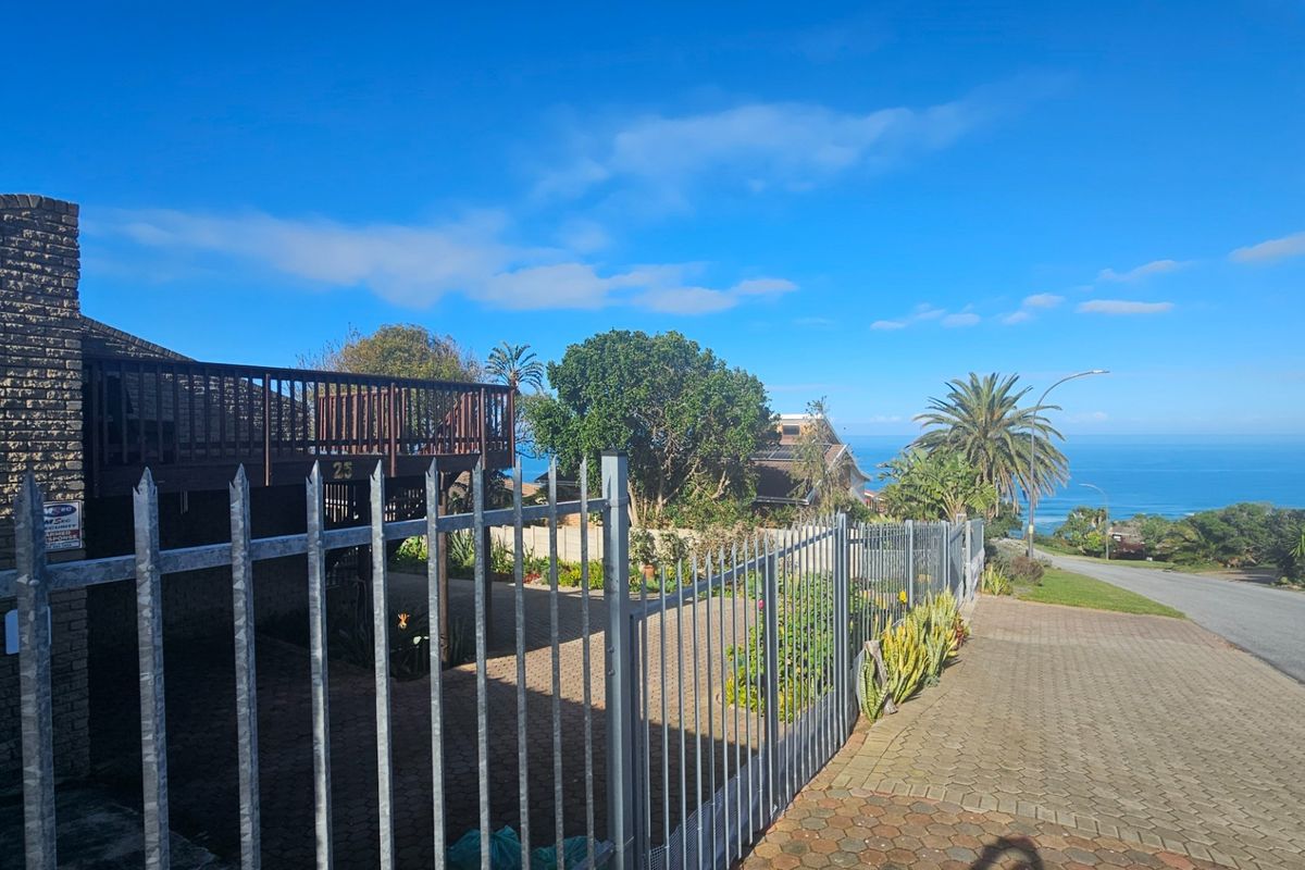 House For Sale in Dana Bay, Mossel Bay - Photo 5
