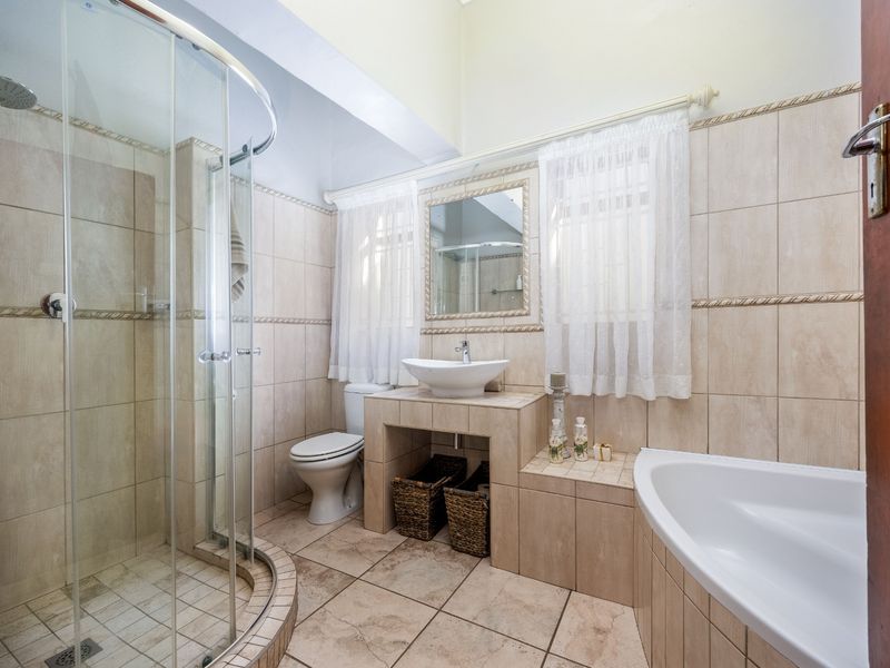 3 Bedroom House in Rawsonville - Photo 10