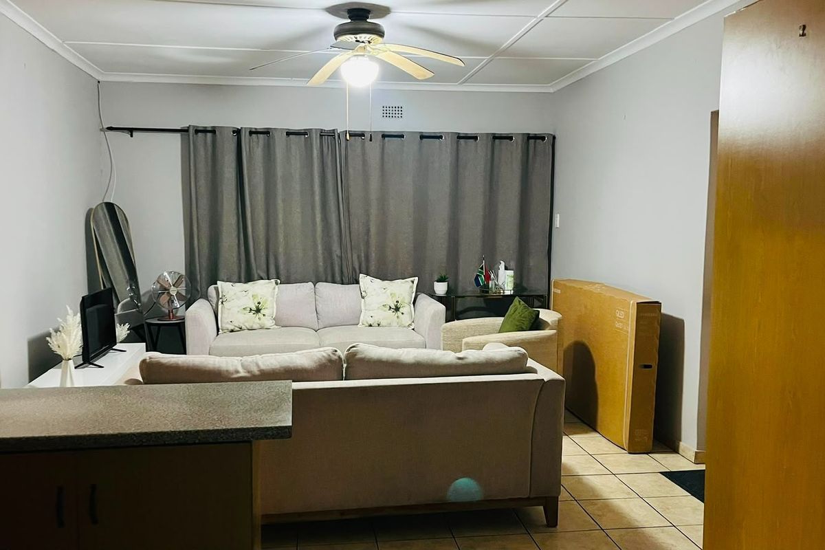 House To Rent in Westville - Photo 3