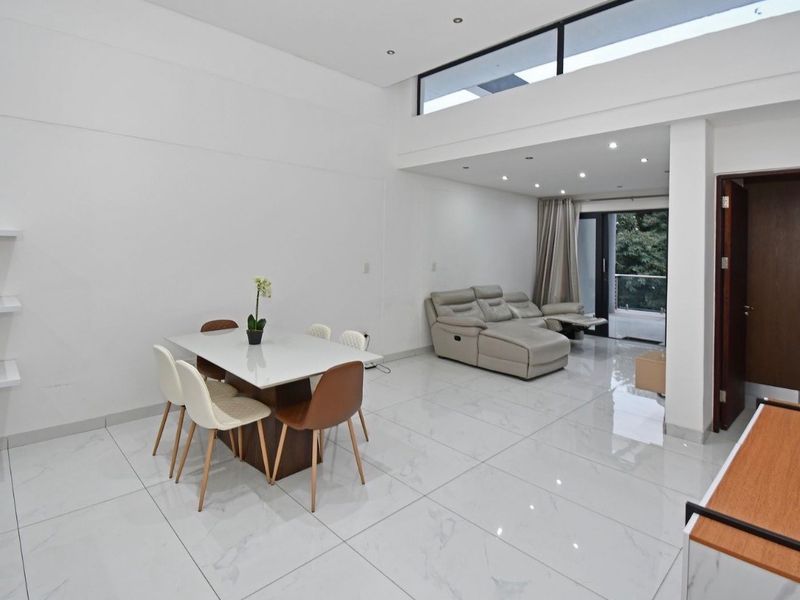 Executive Furnished Apartment with Houghton Skyline Views | Houghton Estate - Photo 9