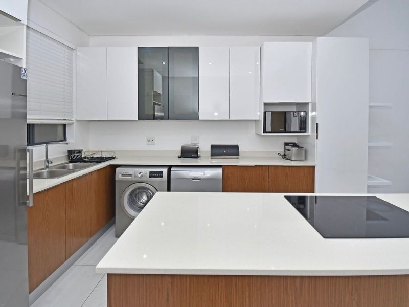 Executive Furnished Apartment with Houghton Skyline Views | Houghton Estate - Photo 5