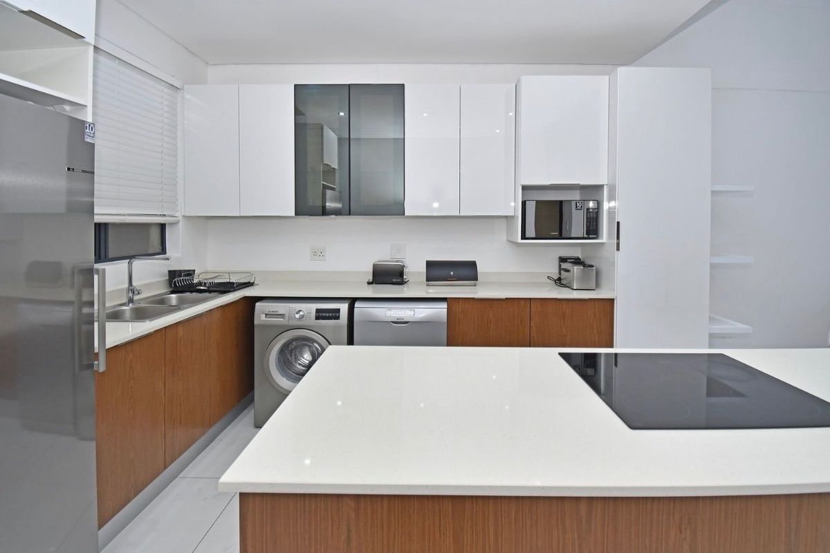 Executive Furnished Apartment with Houghton Skyline Views | Houghton Estate - Photo 5