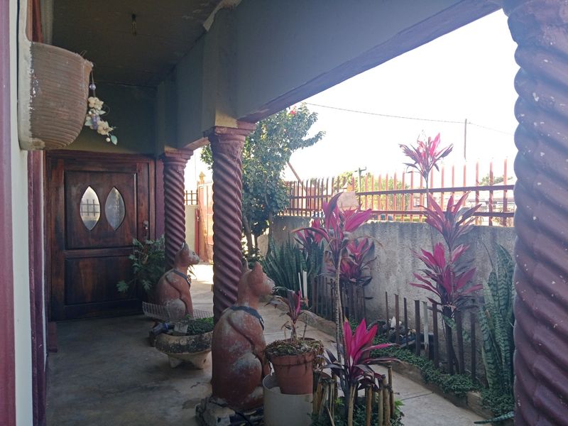 4 Bedroom House with Single Garage For Sale in Soshanguve South, Soshanguve - Photo 10