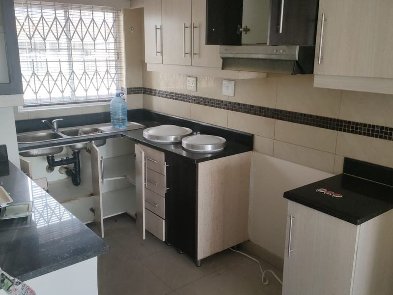 Apartment To Rent in Isipingo Beach, Isipingo, KwaZulu Natal - Photo 4