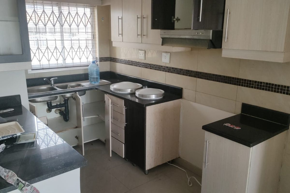 Apartment To Rent in Isipingo Beach, Isipingo, KwaZulu Natal - Photo 4