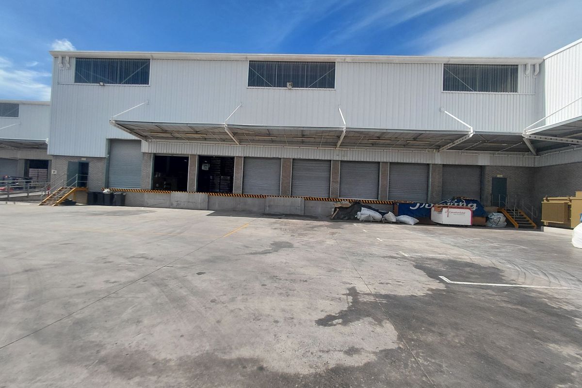 6075sqm Industrial Property To Rent in Montague Gardens, Milnerton - Photo 3