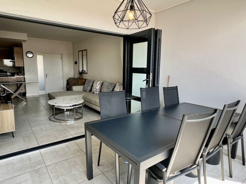 3 bed 2 bath 1st floor apartment - Photo 8
