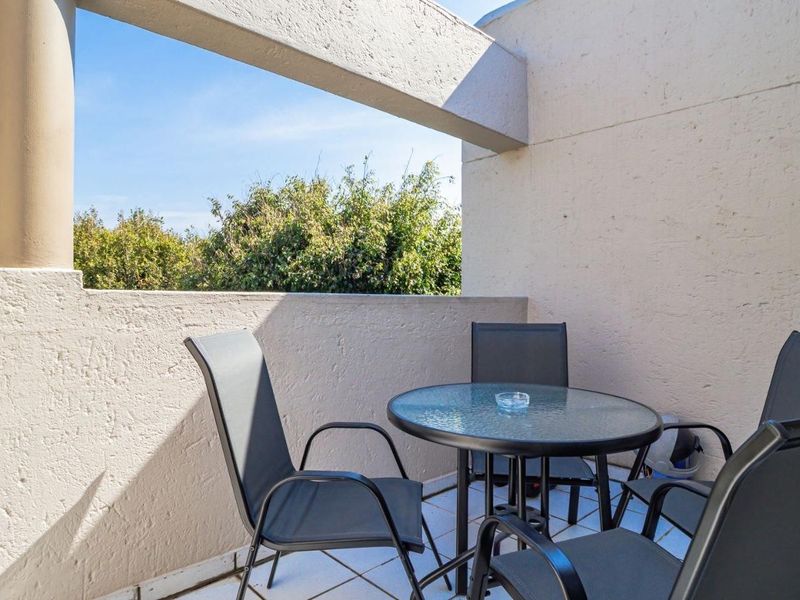 Two Bedroom Apartment in Sought-After Marais Steyn Park - Photo 8