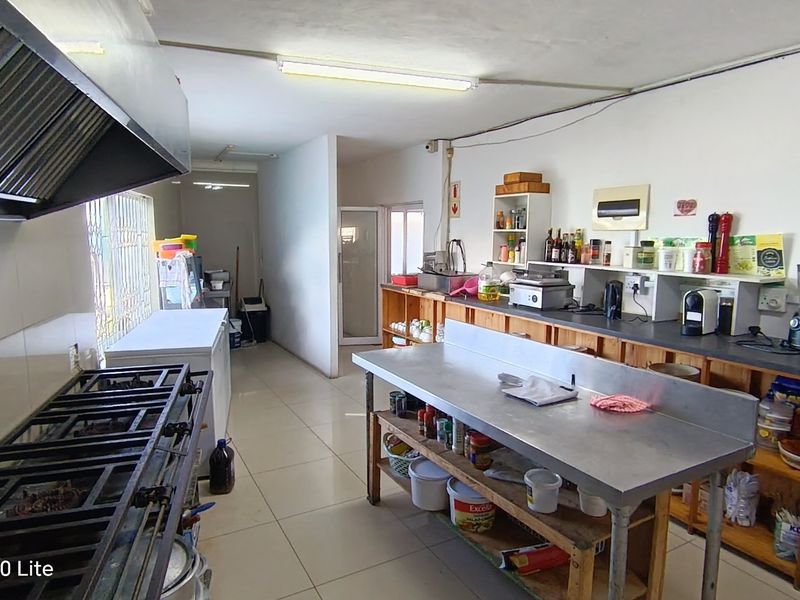 Commercial property with penthouse for sale in Ramsgate - Photo 7