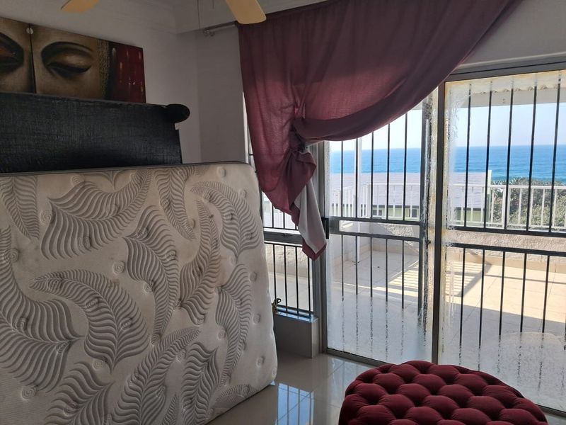 Luxurious Oceanview Top Floor Apartment With Private Beach - Photo 7