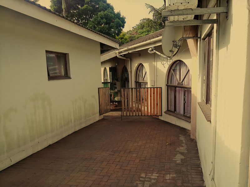 House with 2 bedroom flatlet for Sale in Veld en Vlei, Richards Bay, KwaZulu Natal - Photo 3