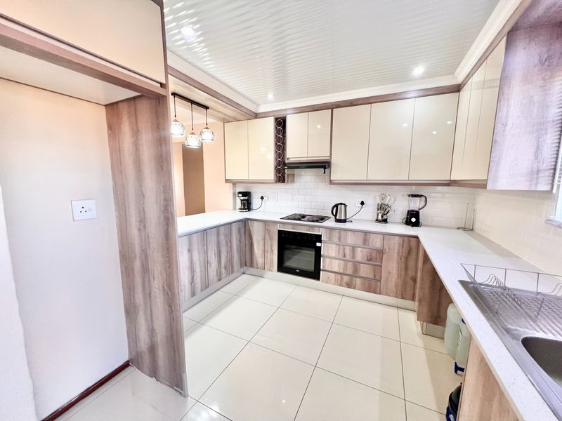 Apartment For Sale in Carlswald, Midrand - Photo 8