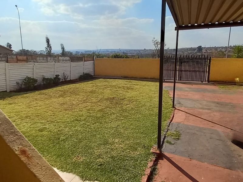 House For Sale in Ennerdale, Johannesburg - Photo 3