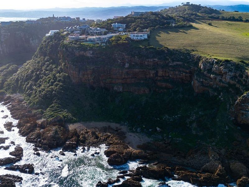 The Last Remaining Clifftop Stand at The Heads - Photo 6