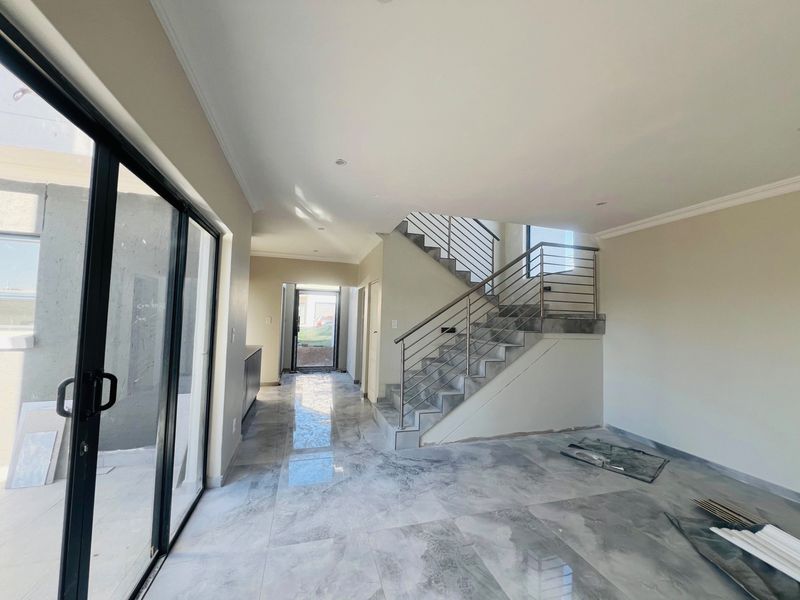 4-Bedroom House Zambezi Manor lifestyle Estate - Photo 10