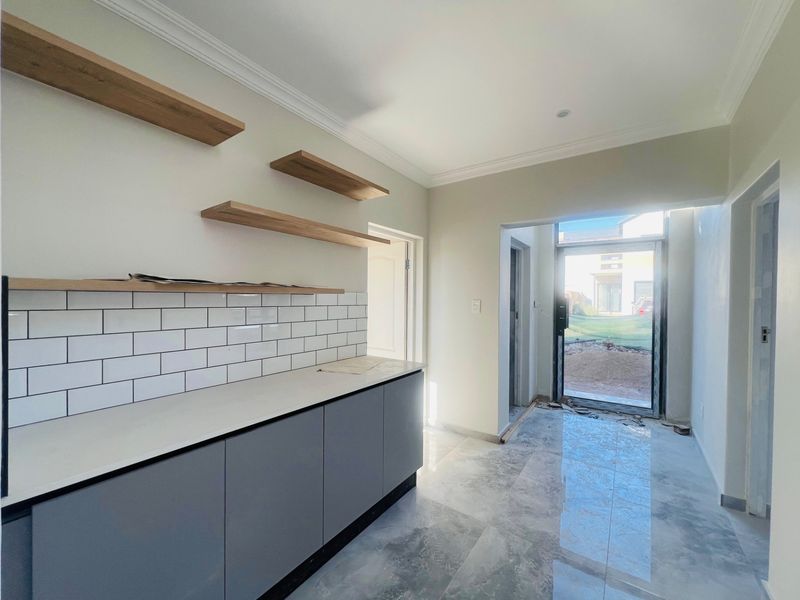 4-Bedroom House Zambezi Manor lifestyle Estate - Photo 7