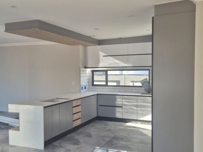 4-Bedroom House Zambezi Manor lifestyle Estate - Photo 4