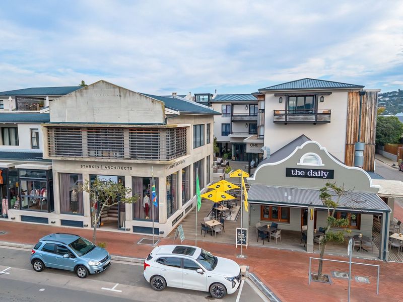 Luxury Apartment For Sale in Knysna - Photo 1