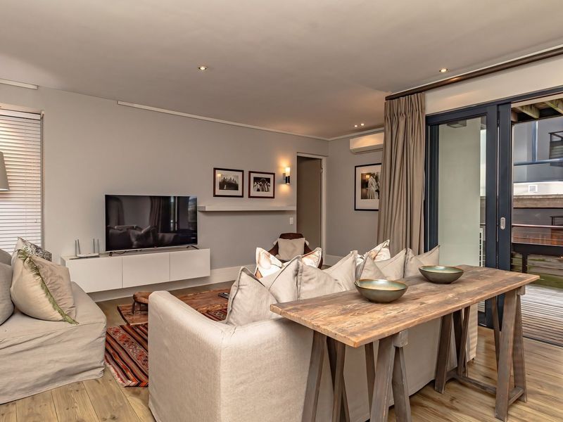 Luxury Apartment For Sale in Knysna - Photo 2