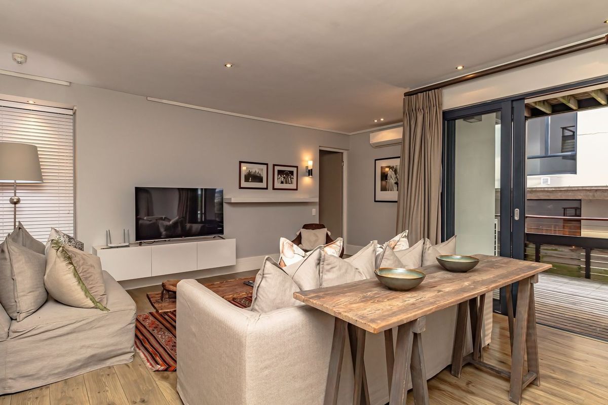 Luxury Apartment For Sale in Knysna - Photo 2