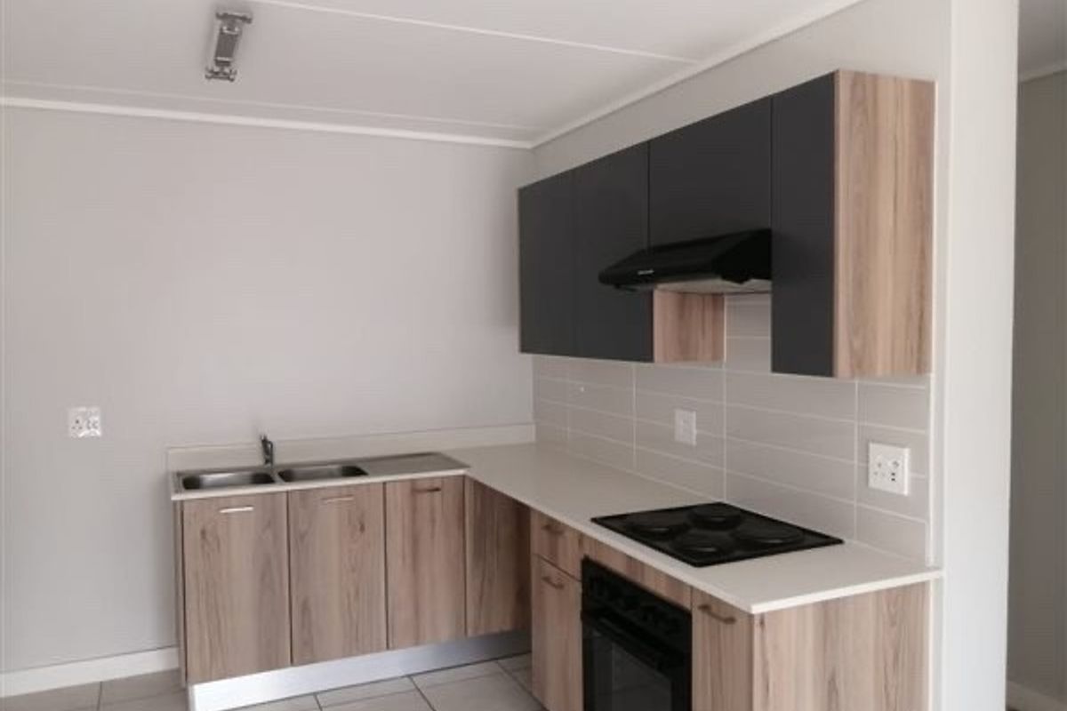 Apartment For Sale in Linbro Park, Sandton - Photo 2