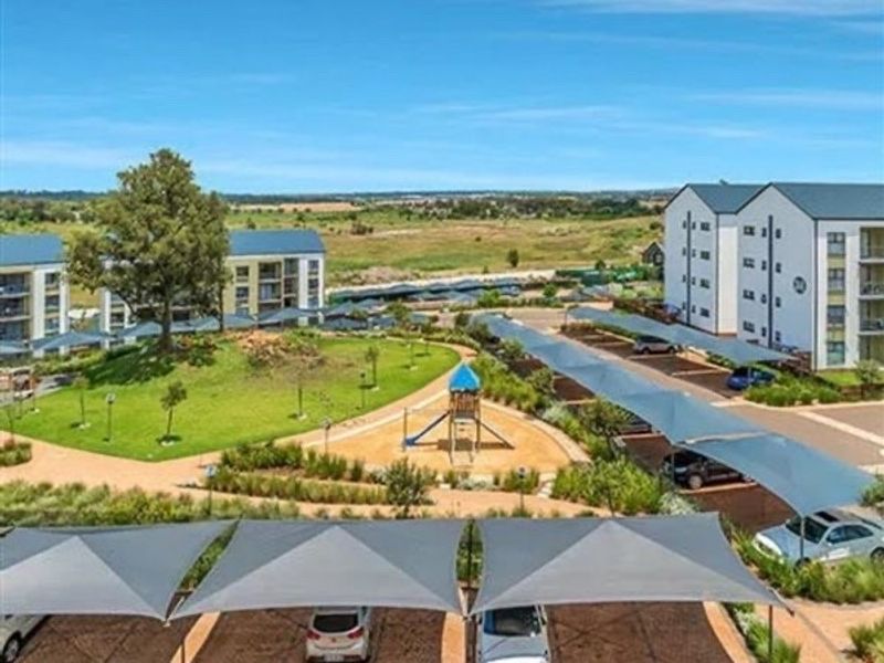 Apartment For Sale in Linbro Park, Sandton - Photo 5