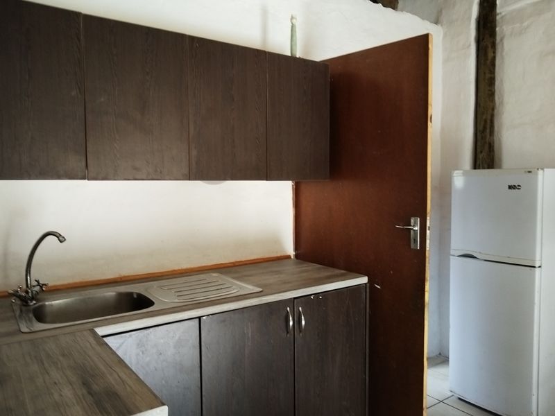 Lock up and Go Unit For Sale in Hogsback - Photo 3