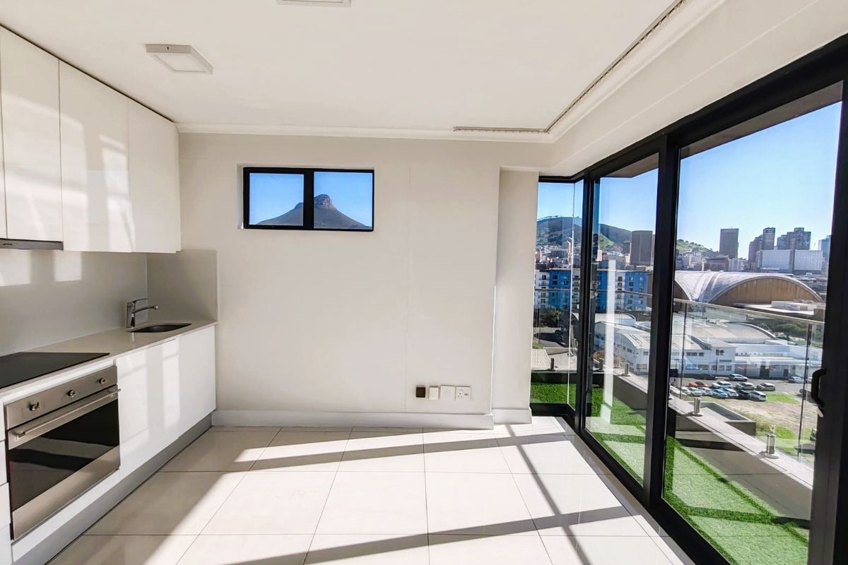 Mountain view Apartments For Sale in Zonnebloem, Cape Town - Photo 4