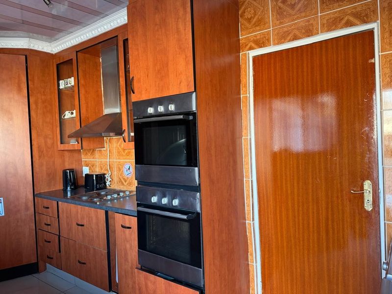 Guest House To Rent in Noordwyk, Midrand - Photo 4