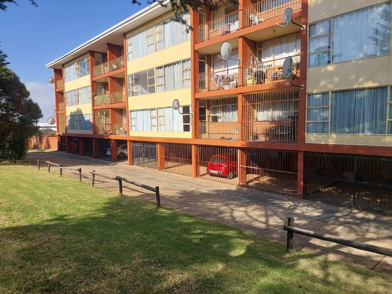 Apartment For Sale in Castleview Germiston Gauteng - Photo 1