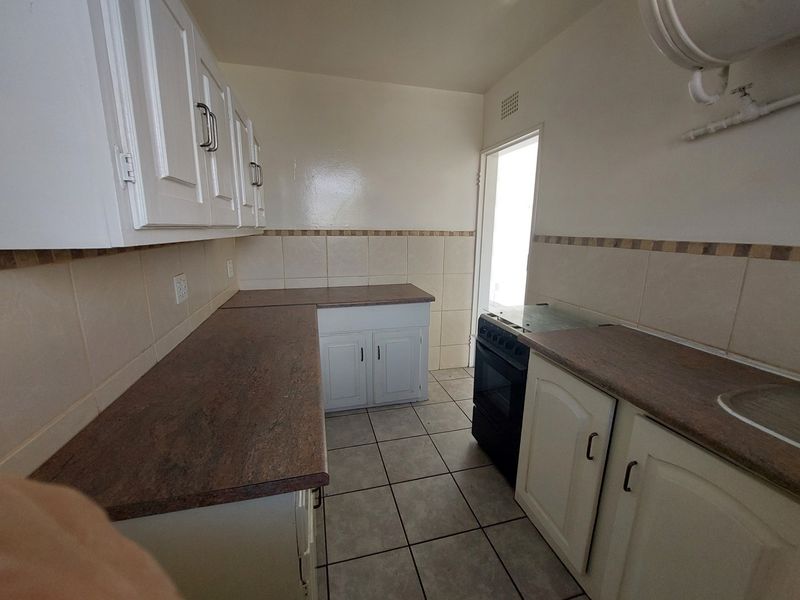 Apartment For Sale in Castleview Germiston Gauteng - Photo 6