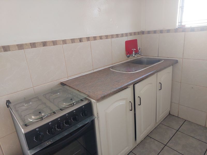 Apartment For Sale in Castleview Germiston Gauteng - Photo 5