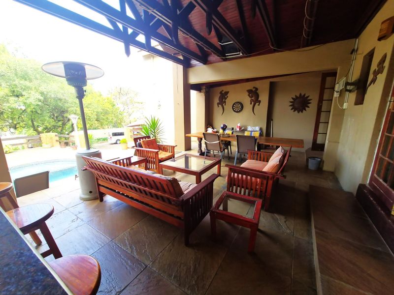 House For Sale in Paulshof, Sandton - Photo 7