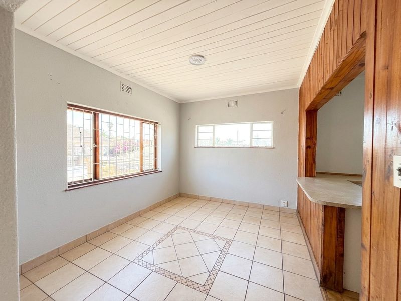 6 Bedroom House For Sale in Boston, Bellville - Photo 8