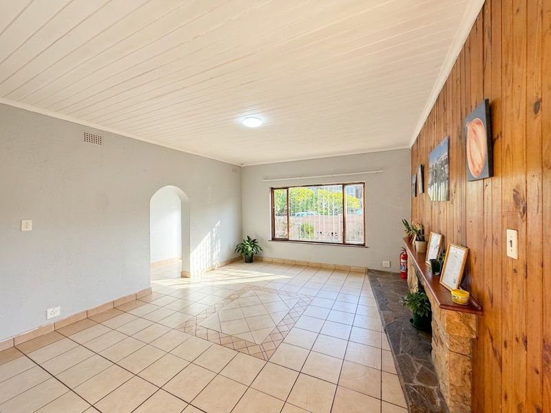 6 Bedroom House For Sale in Boston, Bellville - Photo 5
