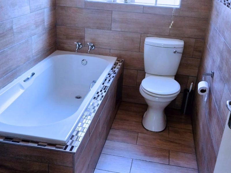 3-Bedroom House for Sale in Olievenhoutbosch, Centurion - Photo 7