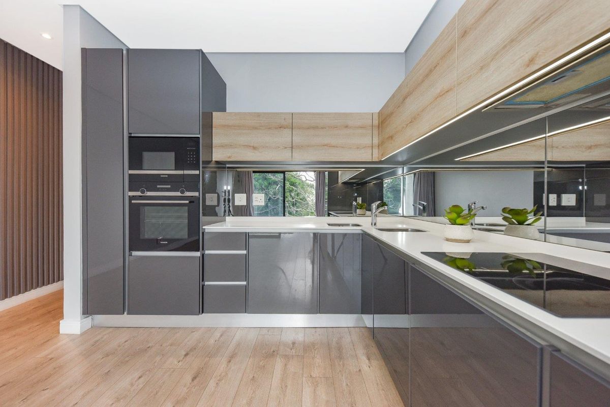High-Design Luxury Meets Elite Urban Living: Impeccable 2-Bed, 2-Bath Haven at Tree Tops - Photo 3