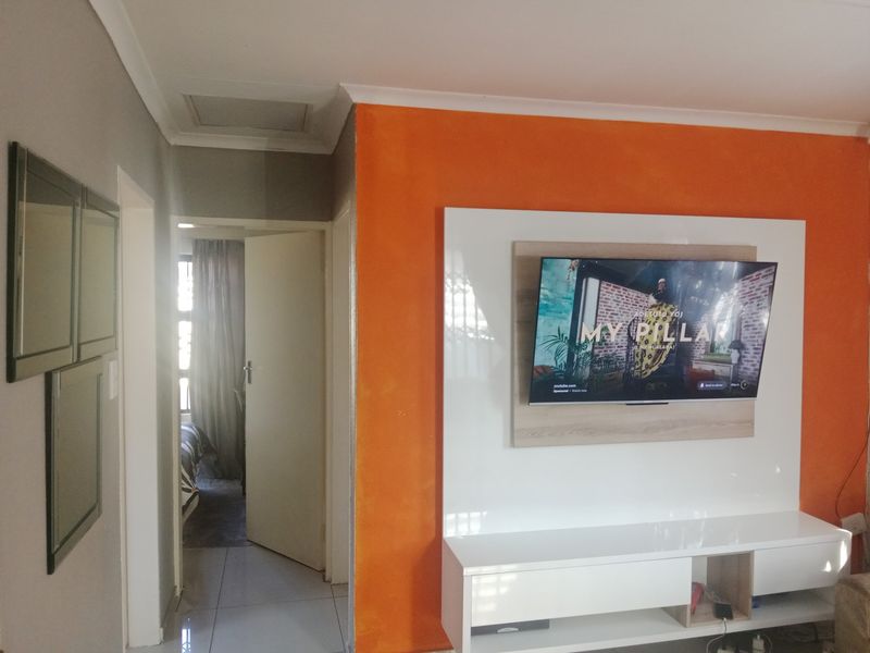 2 Bedroom House For Sale in Soshanguve East Ext 3, Soshanguve East, Soshanguve - Photo 10