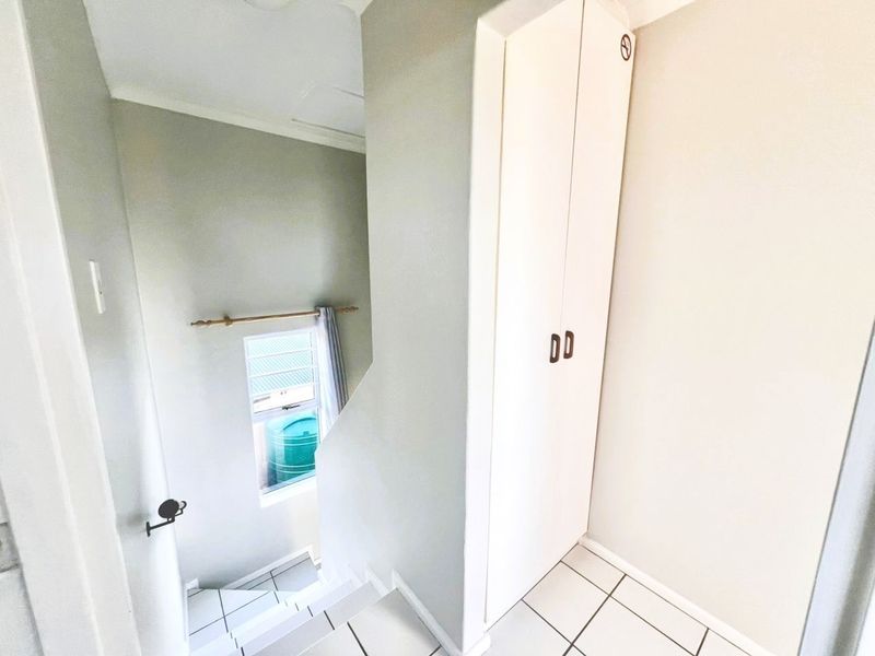 3 Bedroom Sea View Apartment for Sale in Marina Martinique, Jeffreys Bay | Beach Access - Photo 9