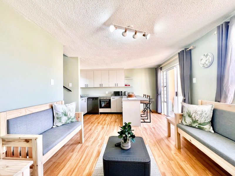 3 Bedroom Sea View Apartment for Sale in Marina Martinique, Jeffreys Bay | Beach Access - Photo 5