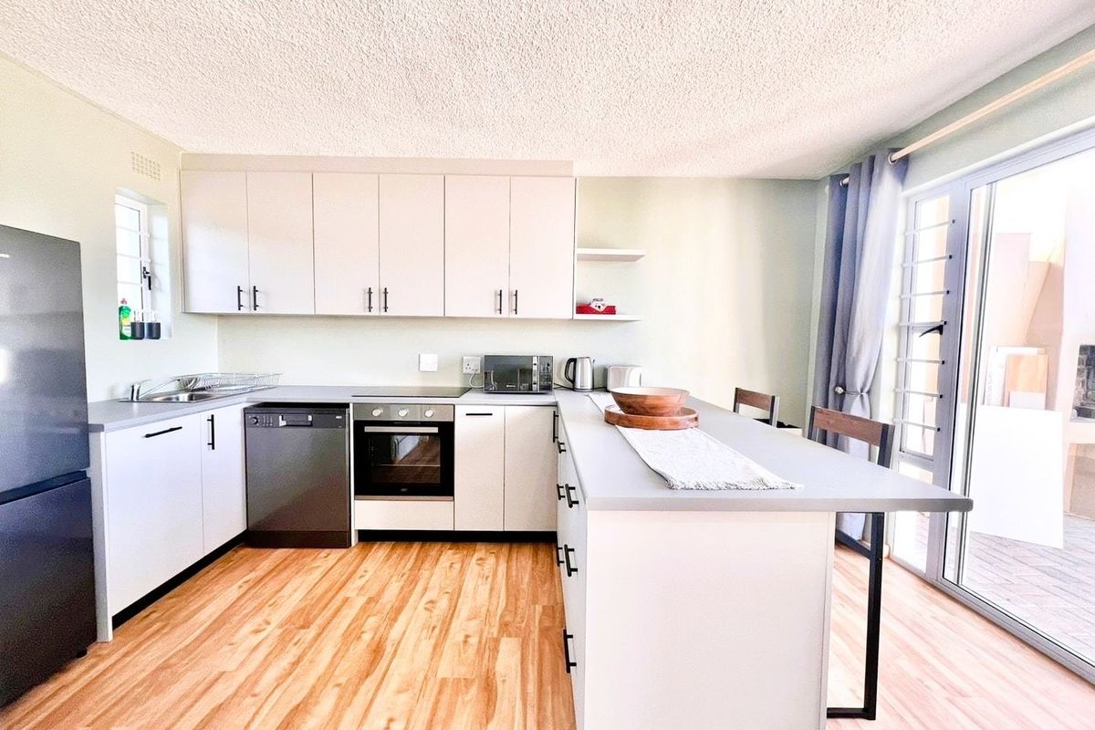 3 Bedroom Sea View Apartment for Sale in Marina Martinique, Jeffreys Bay | Beach Access - Photo 3